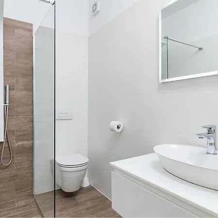Apartment Amazing In With Swimming Pool Medulin